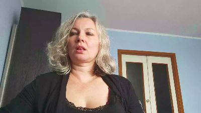 EdithManning live cam on Cam4