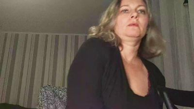 EdithManning live cam on Cam4