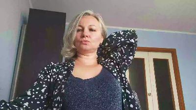 EdithManning live cam on Cam4