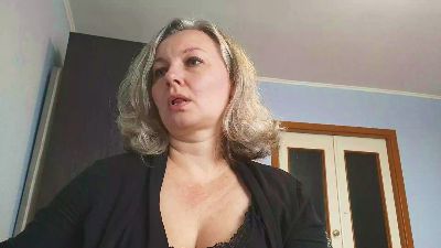 EdithManning live cam on Cam4