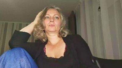 EdithManning live cam on Cam4