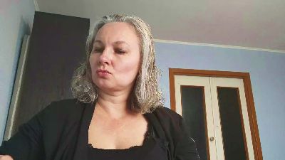 EdithManning live cam on Cam4
