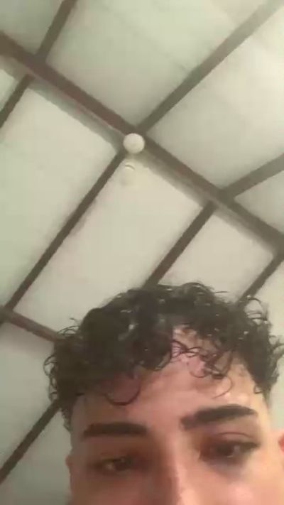 Edugrandao02 live cam on Cam4