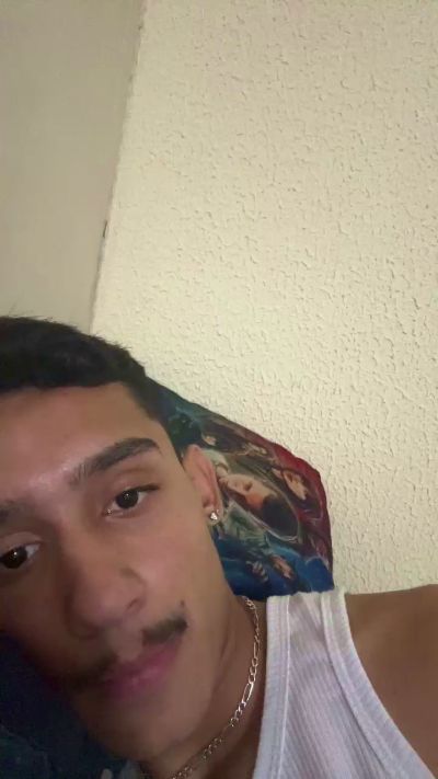 Edusafa live cam on Cam4