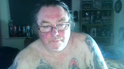 Edwardf69 live cam on Cam4