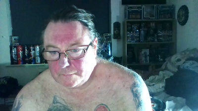 Edwardf69 live cam on Cam4