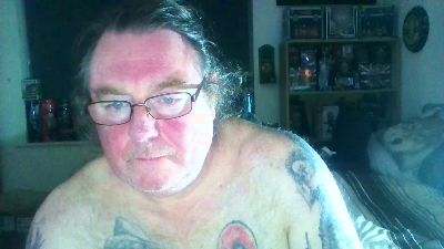 Edwardf69 live cam on Cam4