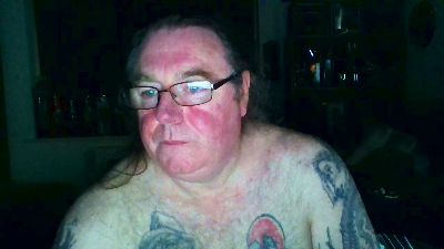 Edwardf69 live cam on Cam4