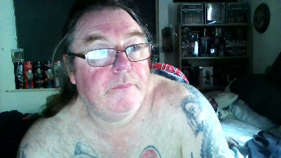 Edwardf69 live cam on Cam4