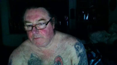 Edwardf69 live cam on Cam4