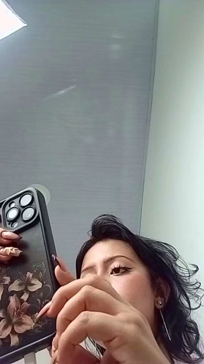 Effystone777 live cam on Cam4