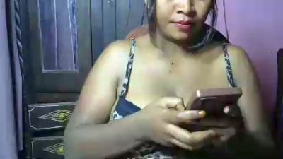 Egracia live cam on Cam4