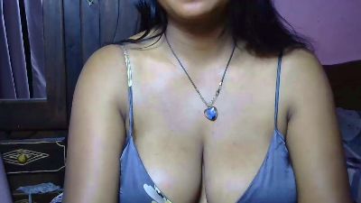 Egracia live cam on Cam4