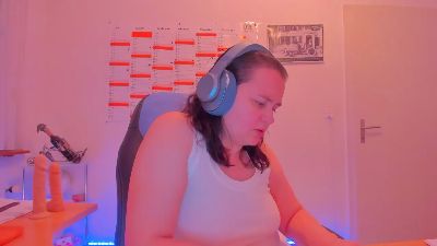 Eileen live cam on Cam4