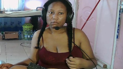 Eirondra_valeen live cam on Cam4