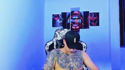 Eithan_boy live cam on Cam4