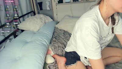 El1s_well live cam on Cam4