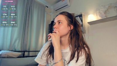 El1s_well live cam on Cam4