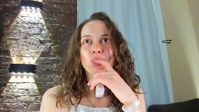 El1s_well live cam on Cam4