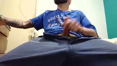 ElVikingoo live cam on Cam4