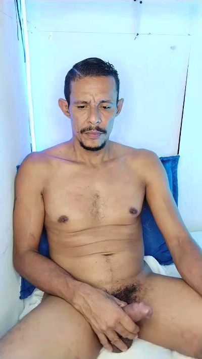El_junior21 live cam on Cam4
