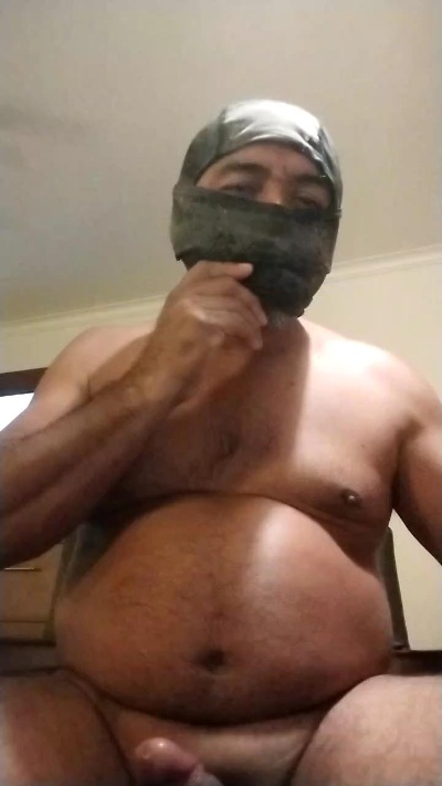 El_negro4 live cam on Cam4