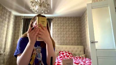 ElaStouder live cam on Cam4