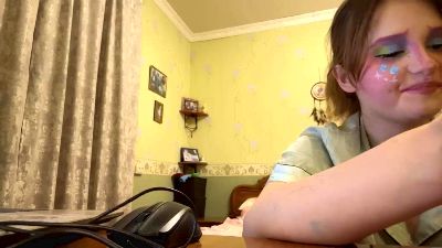 ElaStouder live cam on Cam4