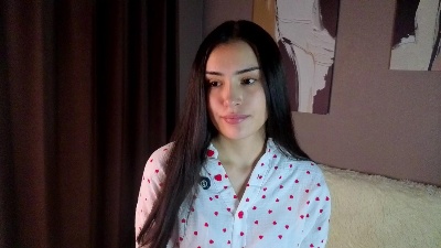 ElainaHeverin live cam on Cam4