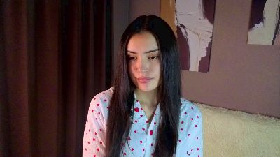 ElainaHeverin live cam on Cam4