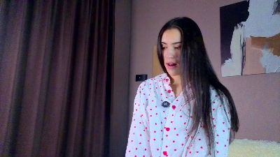 ElainaHeverin live cam on Cam4