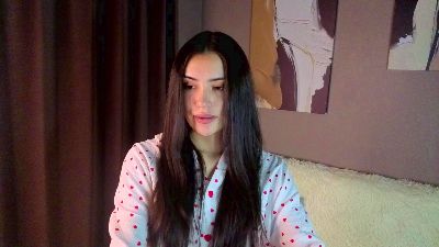 ElainaHeverin live cam on Cam4