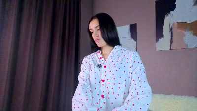 ElainaHeverin live cam on Cam4
