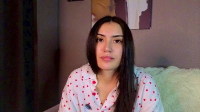 ElainaHeverin live cam on Cam4