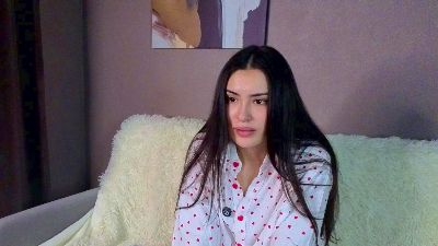 ElainaHeverin live cam on Cam4