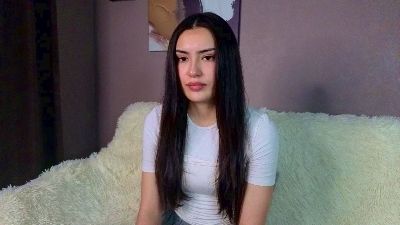 ElainaHeverin live cam on Cam4