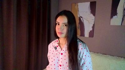 ElainaHeverin live cam on Cam4