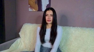 ElainaHeverin live cam on Cam4
