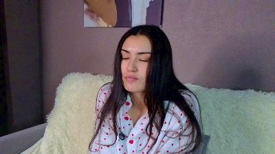 ElainaHeverin live cam on Cam4