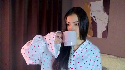 ElainaHeverin live cam on Cam4