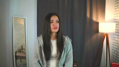ElainaHeverin live cam on Cam4