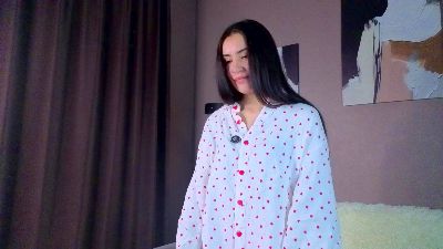 ElainaHeverin live cam on Cam4