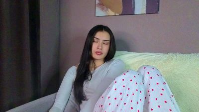 ElainaHeverin live cam on Cam4
