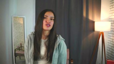 ElainaHeverin live cam on Cam4