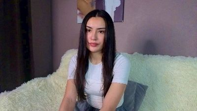 ElainaHeverin live cam on Cam4