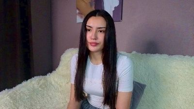 ElainaHeverin live cam on Cam4