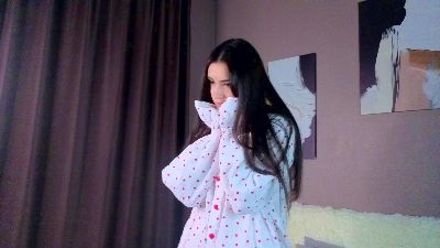 ElainaHeverin live cam on Cam4