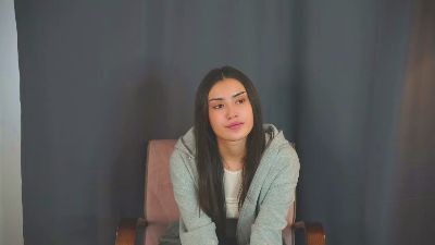 ElainaHeverin live cam on Cam4
