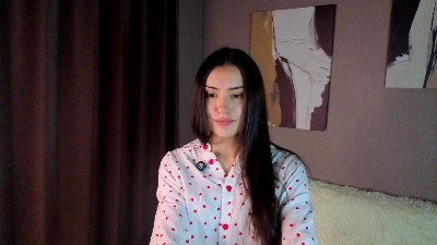 ElainaHeverin live cam on Cam4