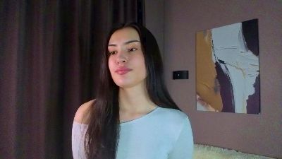 ElainaHeverin live cam on Cam4